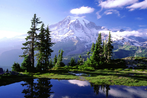 image of the Mt Rainier in Washington State - Washington Addiction Interventions